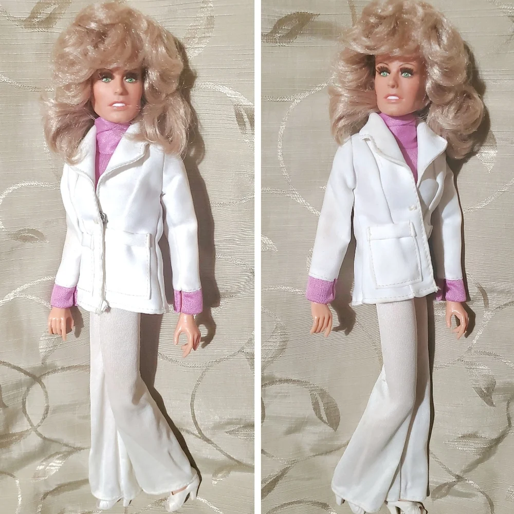 Vintage 1977 Mego 12" Charlie's Angel Farrah Fawcett Celebrity Doll - Picture 3 of 6